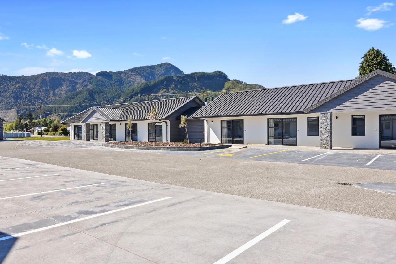 Grand Suites 默奇森 外观 照片